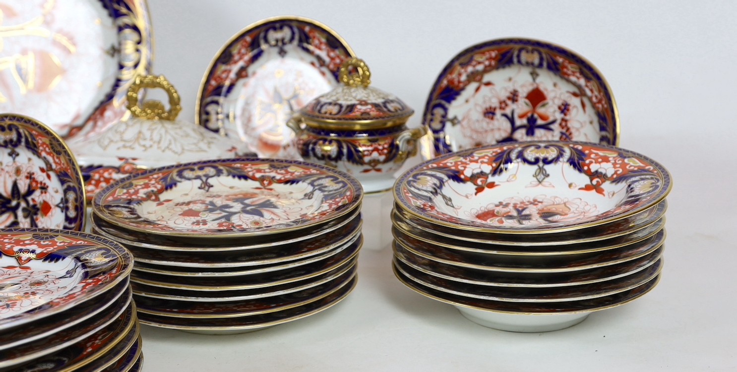 An extensive Chamberlains Worcester Imari pattern dinner service, c.1815-20, some faults